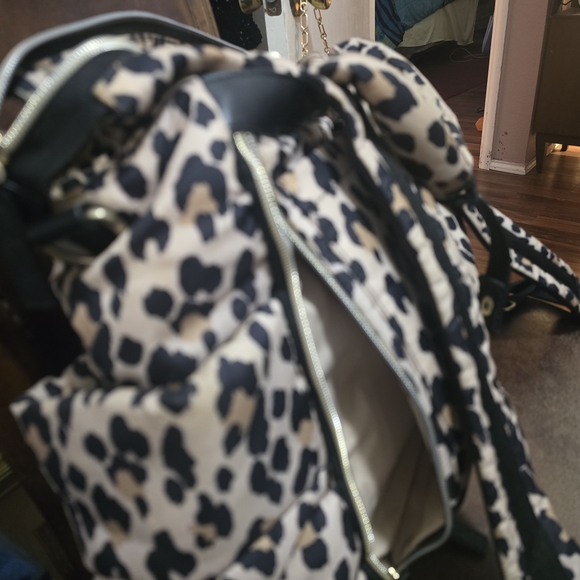 Itzy Ritzy Leopard Print Baby Bag - Picture 7 of 8